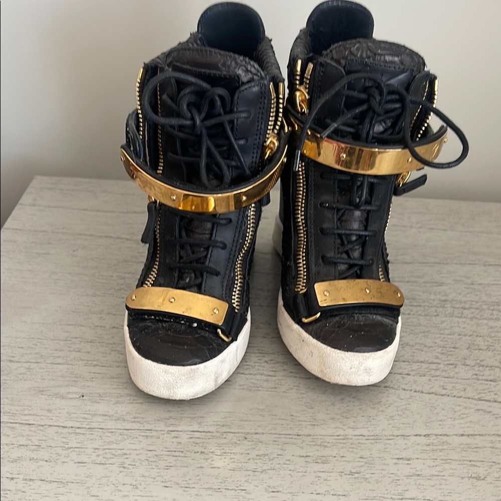 Giuseppe Zanotti Black and Gold Wedges